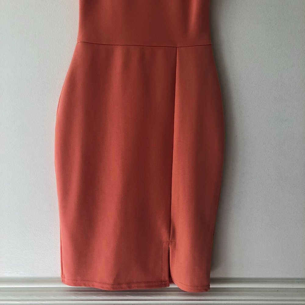 NWOT Missguided Bright Coral Halter Bodycon Mini Dress | Size 1 - Picture 4 of 8